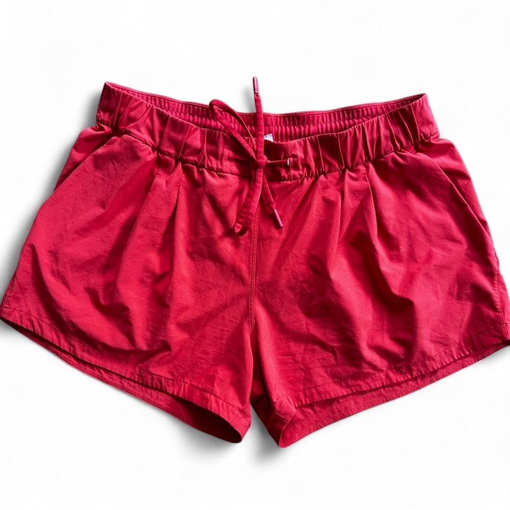 Lululemon Stroll At Sundown Shorts Carnation Red Women’s Size 8 Athletic Sportsy